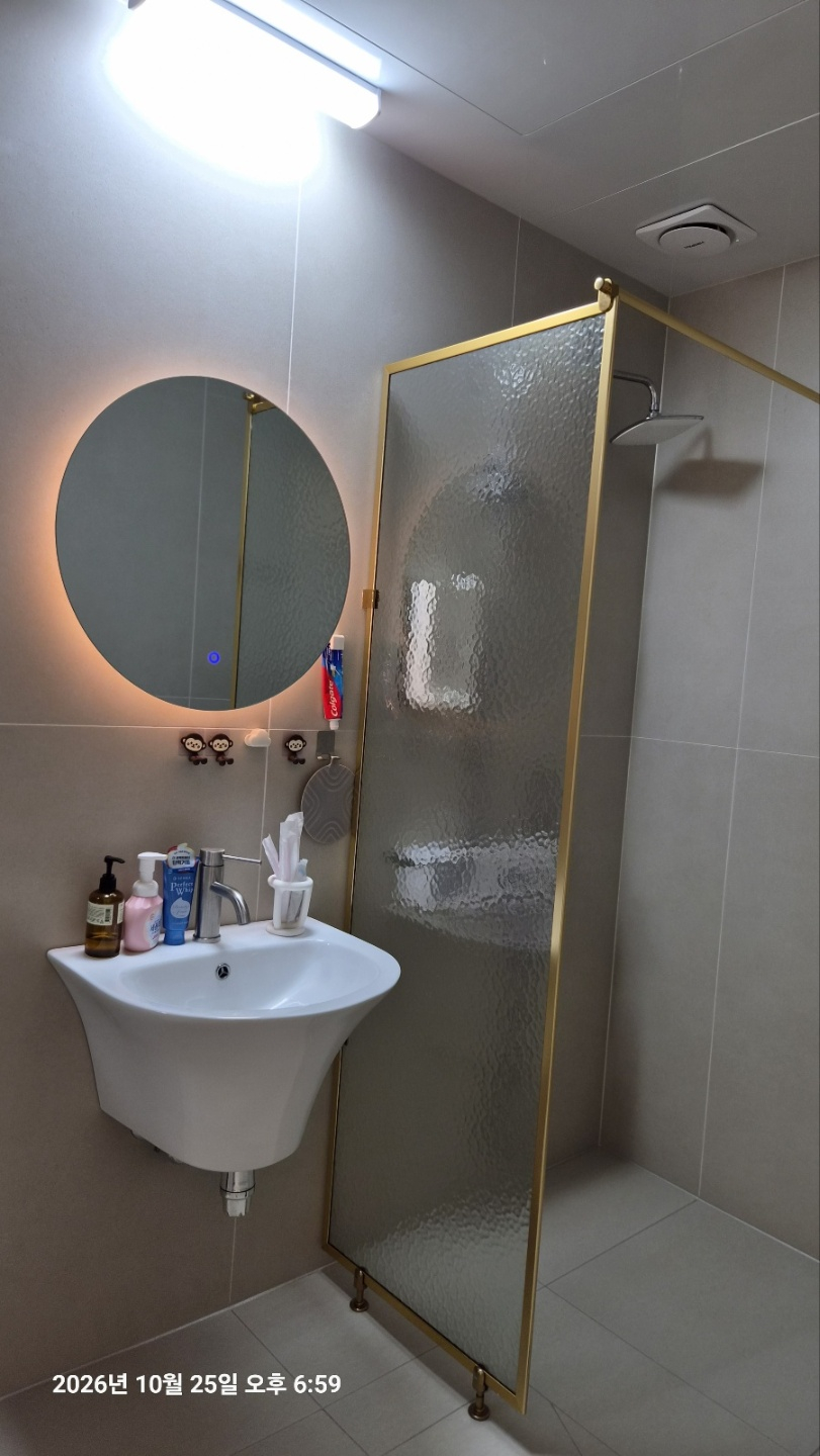 https://yaimg.yanolja.com/v5/2026/10/27/06/6ae040887ade56.61360365.jpg
